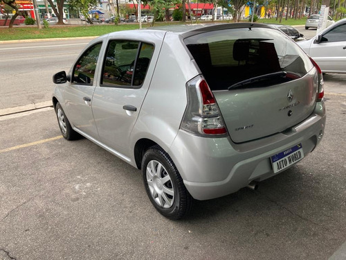 Renault Sandero 2014 1.0 16v Authentique Hi-flex 5p