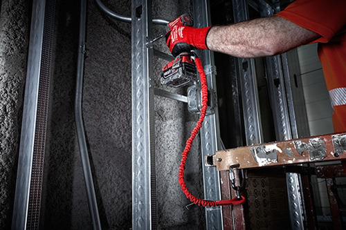 Imagen 7 de 10 de Linea De Seguridad P/ Herramientas 10 Lb Milwaukee 48228810
