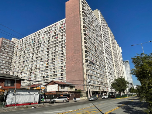 Propiedad Comercial Con 3 Locales Y Patente Comercial