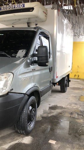 Imagem 6 de 15 de Iveco Daily 35s14 Chassi Cabine Turbo Intercooler 2013