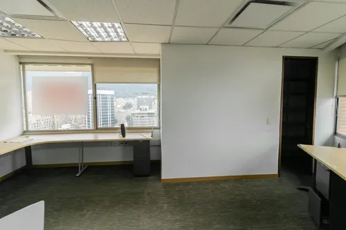 Oficina En Arriendo En Centro Internacional. Cod A1094007