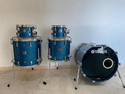 Batería Yamaha Maple Custom Absolute De 5 Piezas