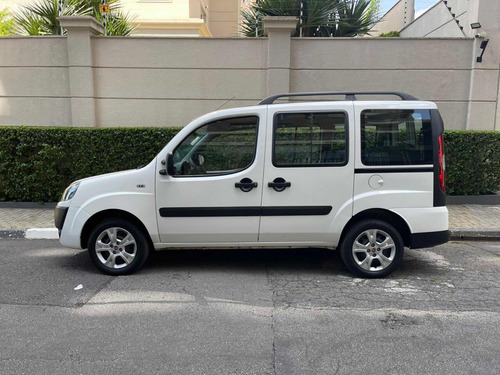 Fiat Doblo 1.8 16v Essence 7l Flex 5p