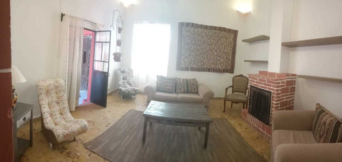 Imagen 2 de 14 de Hermosa Casa En Centro Historico - Spanish / English Text