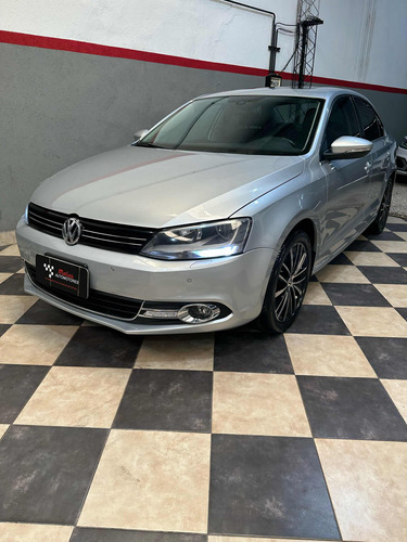 Volkswagen Vento 2.0 Sportline Tsi 200cv Dsg