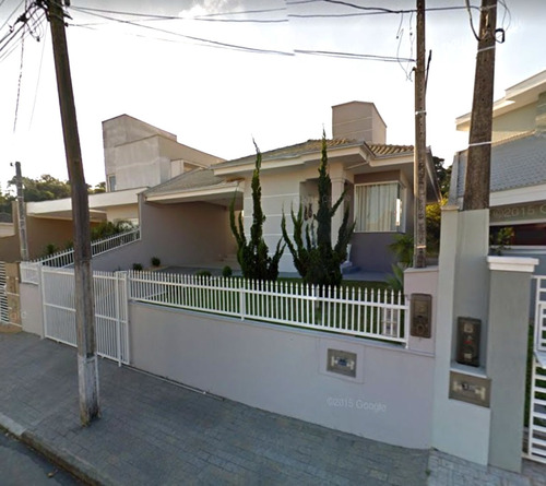 Imagem 2 de 14 de Linda Casa No Bairro Floresta | 1 Suíte + 2 Dormitórios | 220 M² | Averbada Aceita Financiamento - Sa01718 - 68851503
