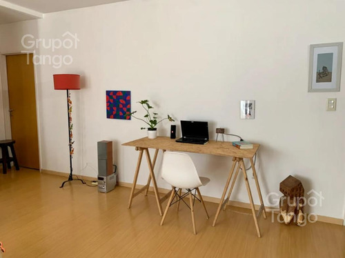Venta Ph 2 Ambientes En Villa Crespo Con Patio Apto Crédito