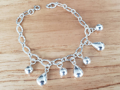 Imagen 5 de 6 de Pulsera Modelo Polonia En Plata 925 Con Dijes Varios
