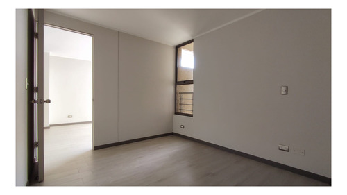Imagen 8 de 24 de Edificio Martínez De Rozas- Vista Poniente Piso 4