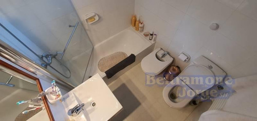 Excelente Casa De 3 Dormitorios En Venta En La Florida. Gran Jardín, Piscina Y Vista Parcial Río.