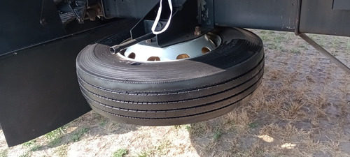 Vw 17190 4x2 2013 Constallation Com Sider 8 Metros