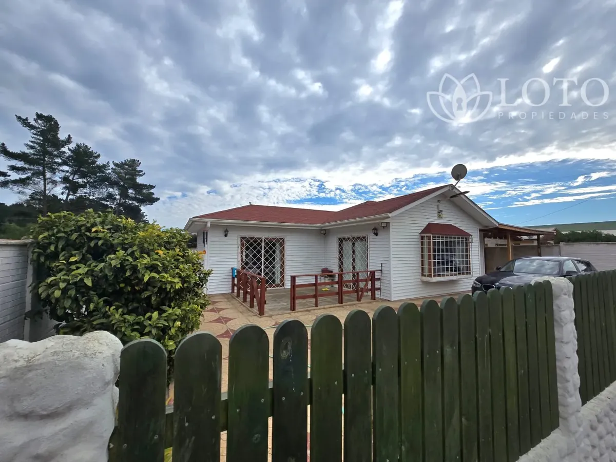 Imagen 1 de 22 de Venta De Casa Amplia En Algarrobo