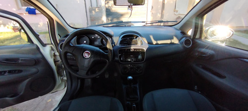 Fiat Punto 1.4 Attractive C/radio Integrada