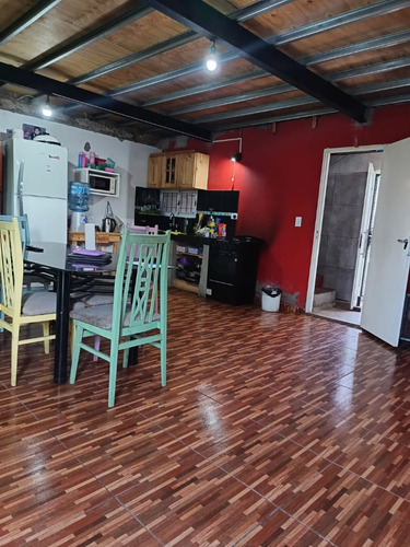 Casa De 3 Ambientes Ubicada En Virrey Del Pino, Partido De La Matanza