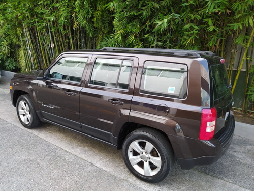 Imagen 9 de 15 de Jeep Patriot 2014 2.4 Sport Cvt