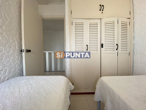 Imagen 12 de 17 de Apartamento En Alquiler Anual