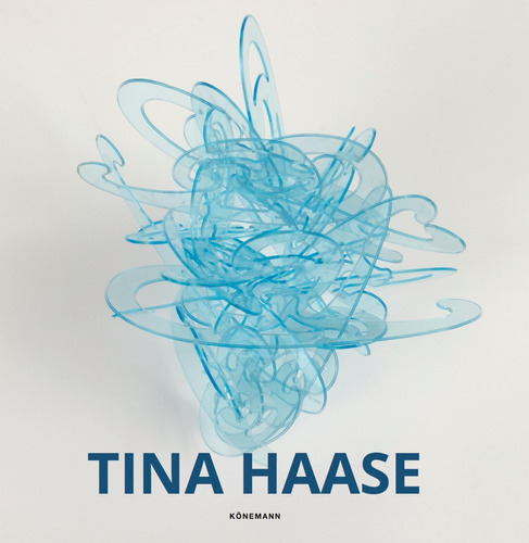 Tina Haase, de Koenemann. Editora Paisagem Distribuidora de Livros Ltda., capa dura em inglés/francés/alemán/italiano/español, 2019