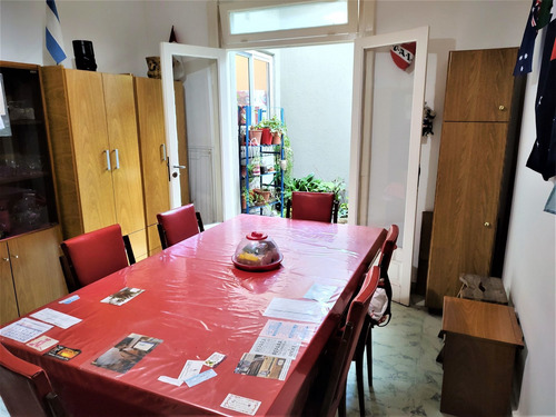 Imagen 7 de 16 de Venta Ph De 2 Ambientes En Monte Castro Con Patio