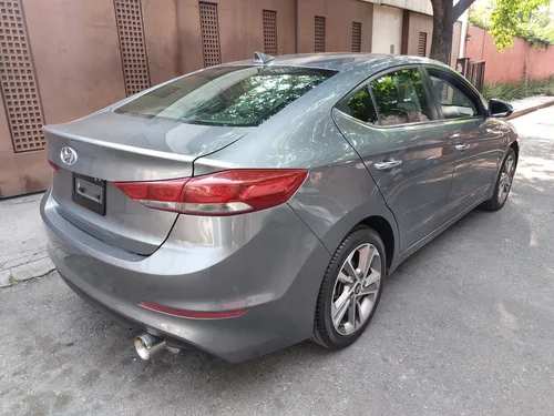 Hyundai Elantra 2.0 Limited Tech Navi At