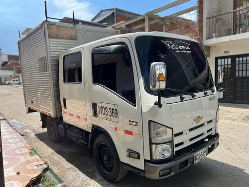 Chevrolet Nhr 3.0 TD doble cabina