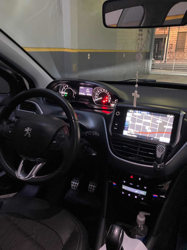 Imagen 18 de 25 de Peugeot 208 2016 1.6 Feline Pack Cuir