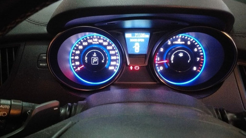 Imagen 12 de 15 de Hyundai Genesis 2014 3.8 Coupe 300cv 8at