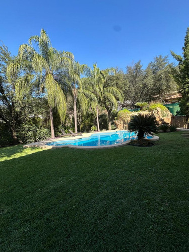 Casa En Renta En Colonia Bosques De Las Misiones Sector Encino, Santiago, Nuevo León