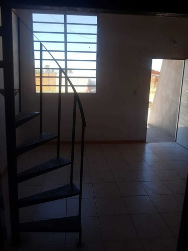 Imagen 7 de 13 de Duplex En Alquier En Florencio Varela