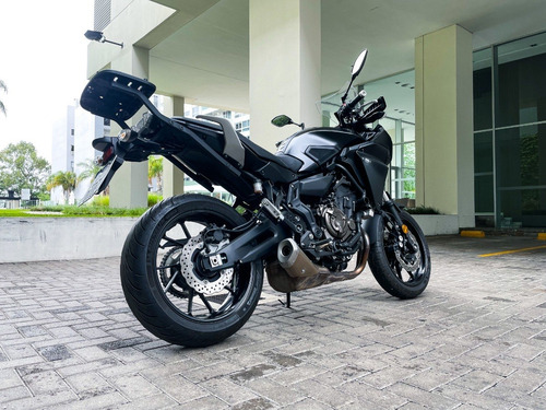 Yamaha Tracer 700 (no Mt 07 Tracer 900) *permuta*