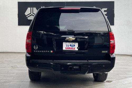 Chevrolet Suburban D Piel Aa Dvd Qc 4x4 Aut De aniversario