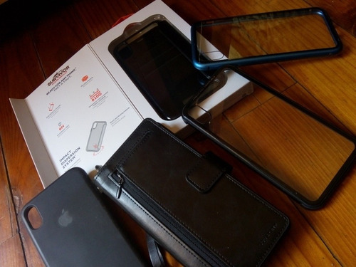 Lote De 3 Fundas Originales iPhone XS Max! + 2 De Regalo (Reacondicionado)
