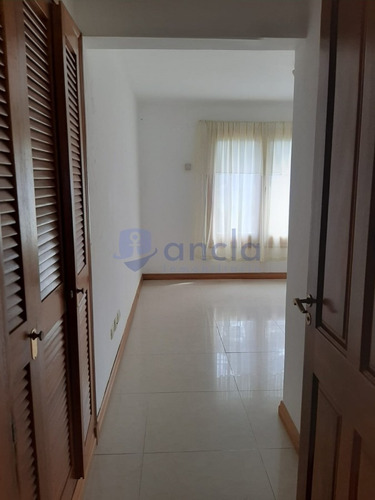 Punta Del Este, Zona Lugano- Ref: 1021