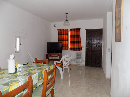 Imagen 5 de 8 de Vendo Duplex Con Gas Natural A Tres Cuadras De La Playa