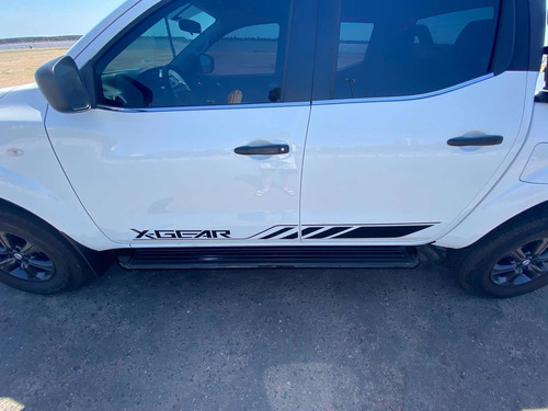 Imagen 11 de 17 de Nissan Frontier X Gear 4x2 At