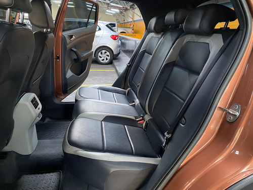 Volkswagen T-Cross 1.6 Highline At