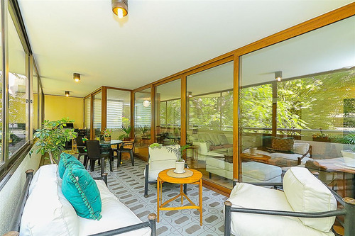 Departamento En Venta De 5 Dorm. En Providencia