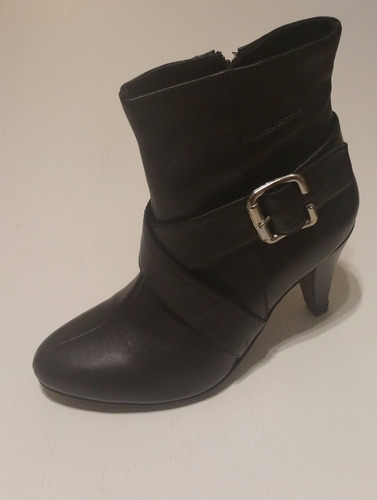 Bota Corta Mujer De Cuero Vacuno Color Negro 30% Off