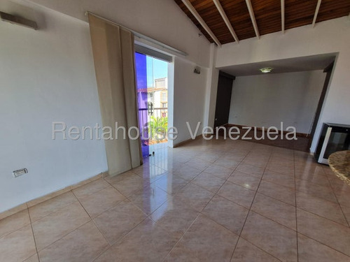 Maribel Morillo Asesor Inmobiliario De Rentahouse Te Ofrece Bello Y Moderno Apartamento De 106m2; Ubicando En Conjunto Con Planta Electrica; Al Este De Barquisimeto Lara