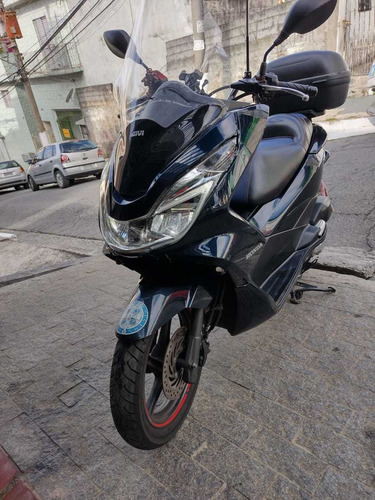 Imagem 1 de 6 de Honda Pcx