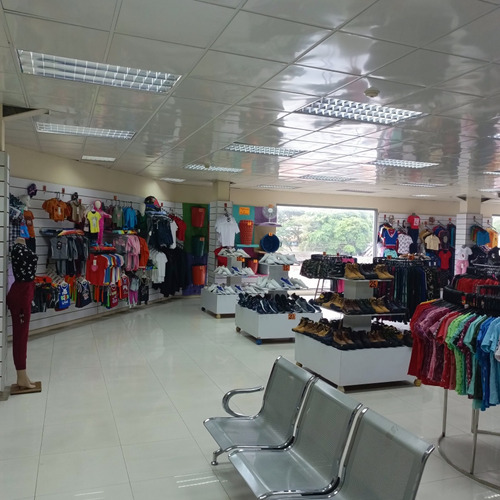 Venta - Alquiler Local En La 5ta Avenida, Centro Comercial Shoping Center