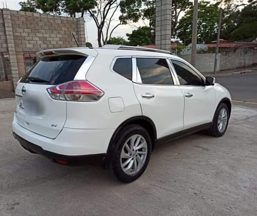Imagen 3 de 8 de Nissan Rogue Sv