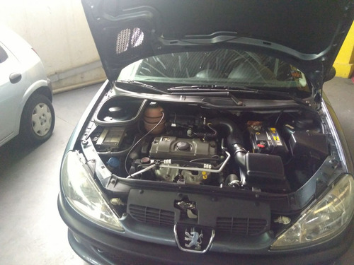 Peugeot 206 1.4 Presence 8v Gasolina 4p Manual