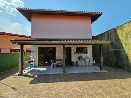 Sobrado Com Excelente Localização No Centro De Ubatuba Sp