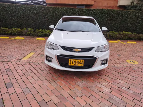 Chevrolet Sonic 1.6 Lt 4 p