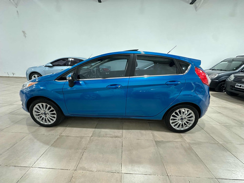 Ford Fiesta Kinetic Design 1.6 Titanium Powershift 120cv