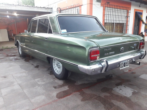 Ford Falcon Deluxe 188