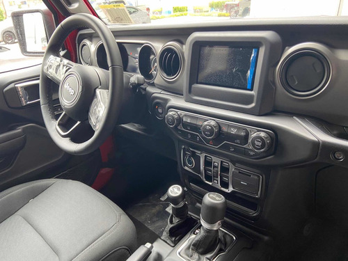 Imagen 8 de 9 de Jeep Wrangler Unlimited Willys 2021
