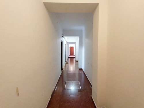 Imagen 19 de 22 de Venta De Departamento 3 Ambientes Refaccionado En Flores