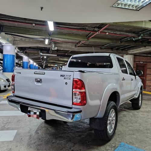 Imagen 11 de 14 de Toyota Hilux 2018