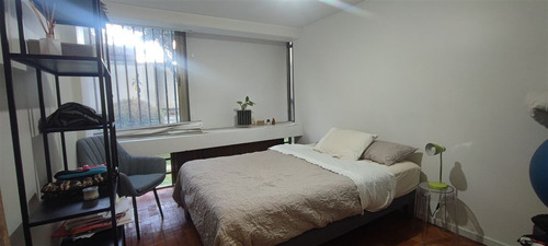 Departamento En Venta De 2 Dorm. En Providencia